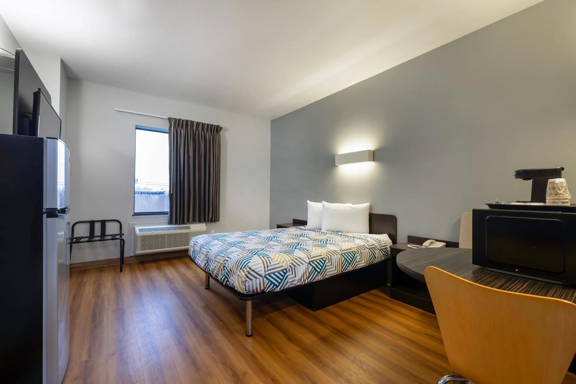 Studio 6 Suites Texas City, Tx I 45 South Eksteriør bilde